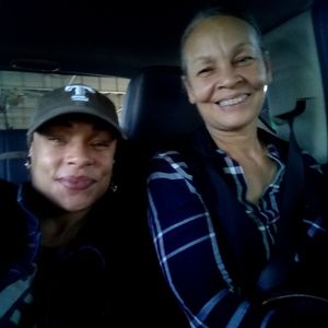 Meet your Posher, Yolanda